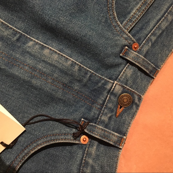 Gucci embroidered denim skirt size 38 new, rare - Picture 4 of 7